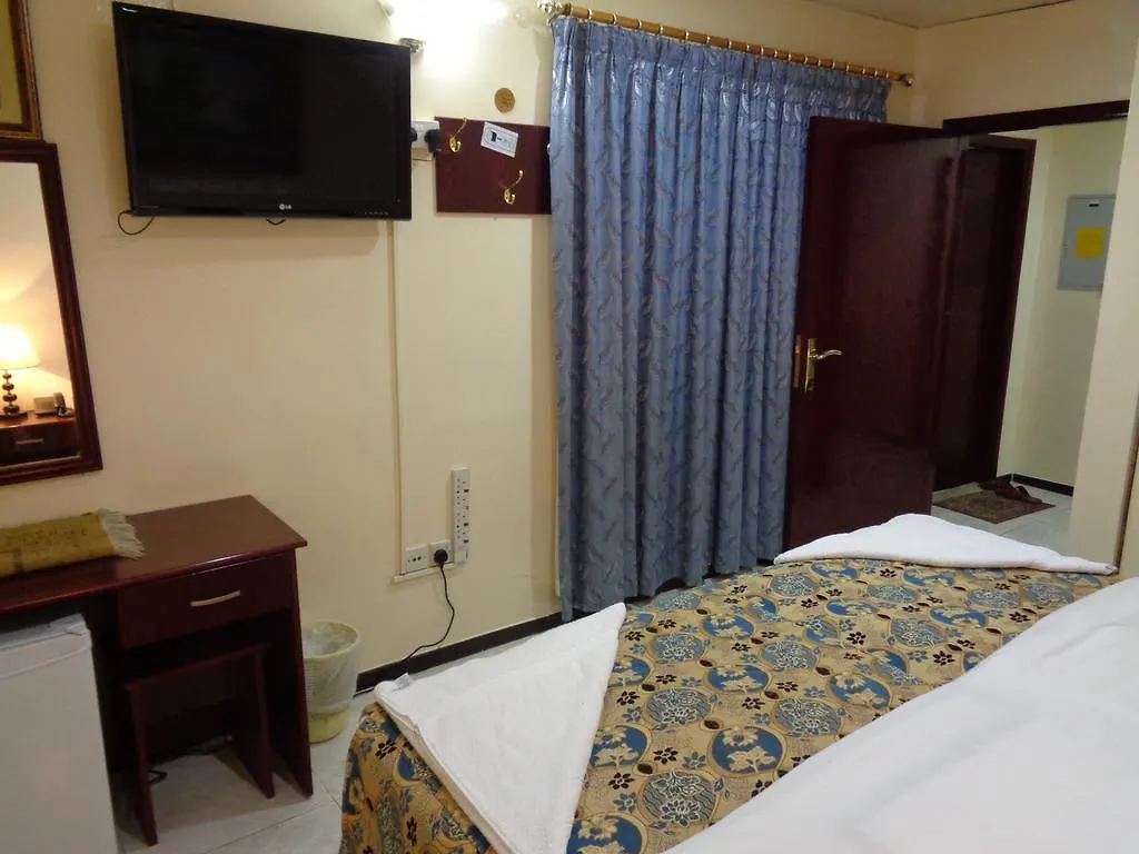 Deira Palace Hotel Dubaj Spojené arabské emiráty